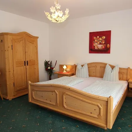 Holiday Birgit Apartment Saalbach-Hinterglemm